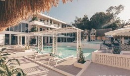 三亚民宿爆料事件最新,揭露行业乱象，游客权益如何保障？